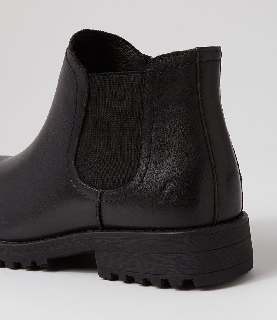 Amo Black Leather Ankle Boots
