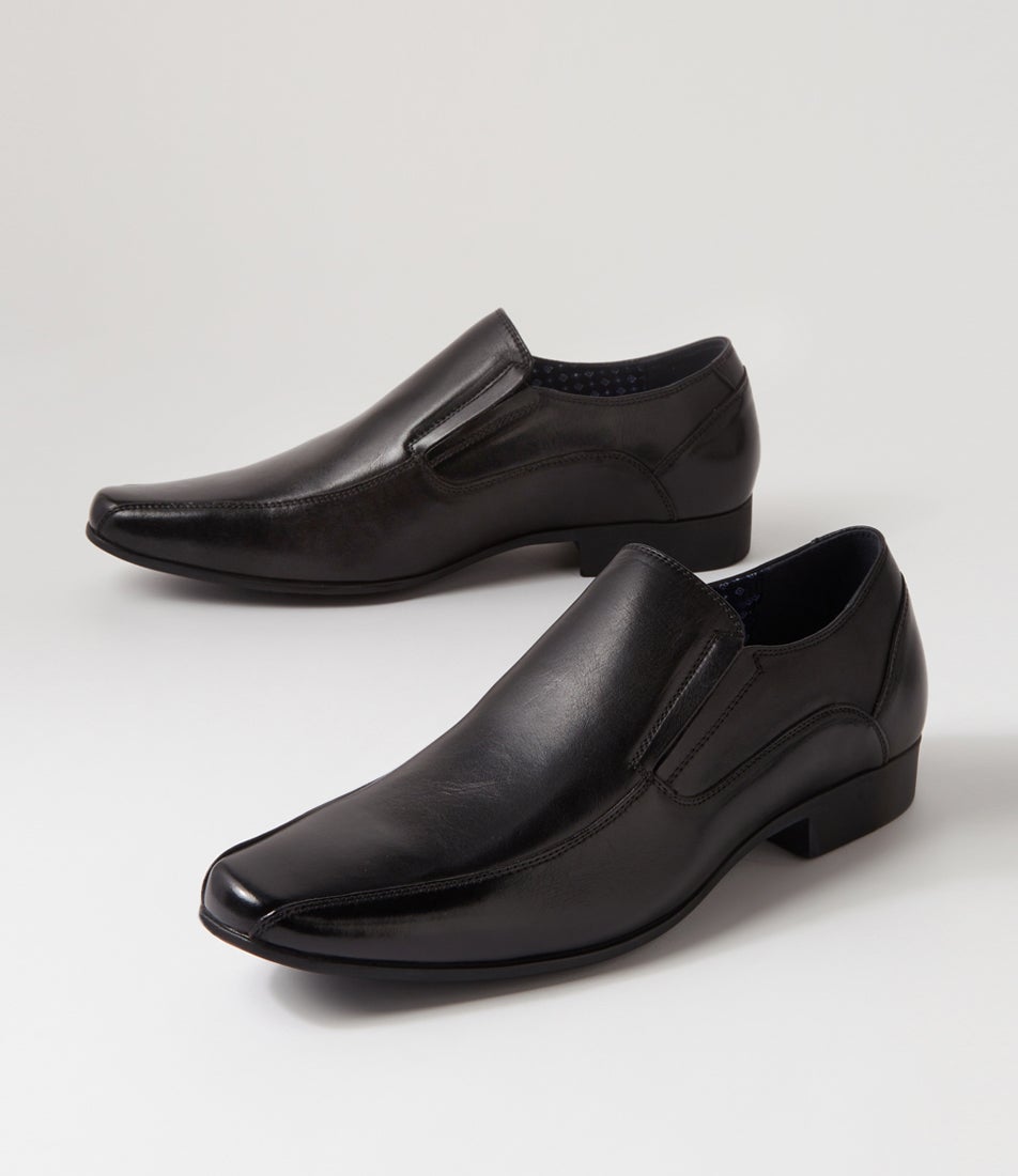 Wright Black Leather Flats