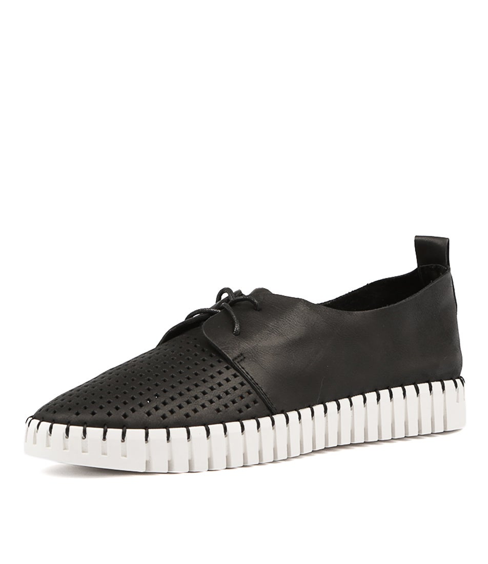 Huston Black Leather Sneakers