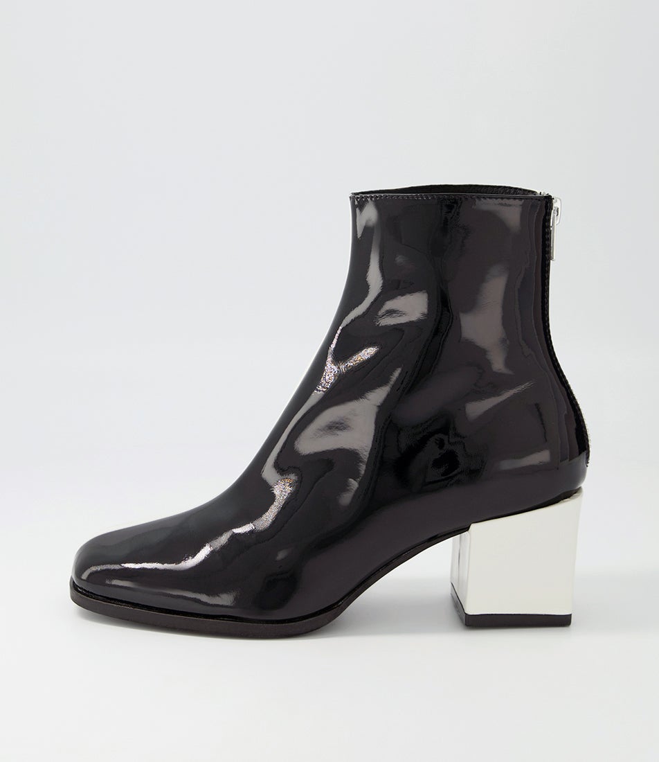 Waroni Black Ivory Patent Leather Ankle Boots