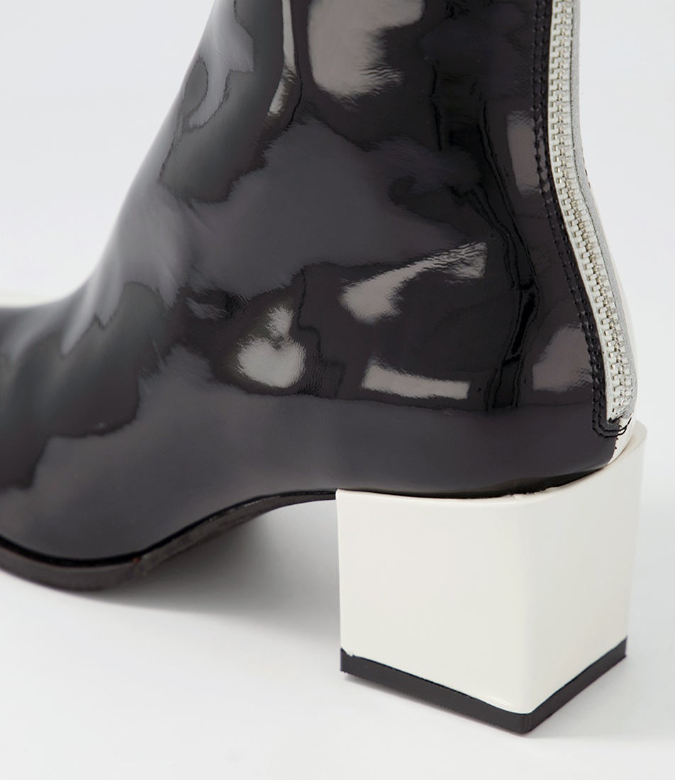 Waroni Black Ivory Patent Leather Ankle Boots