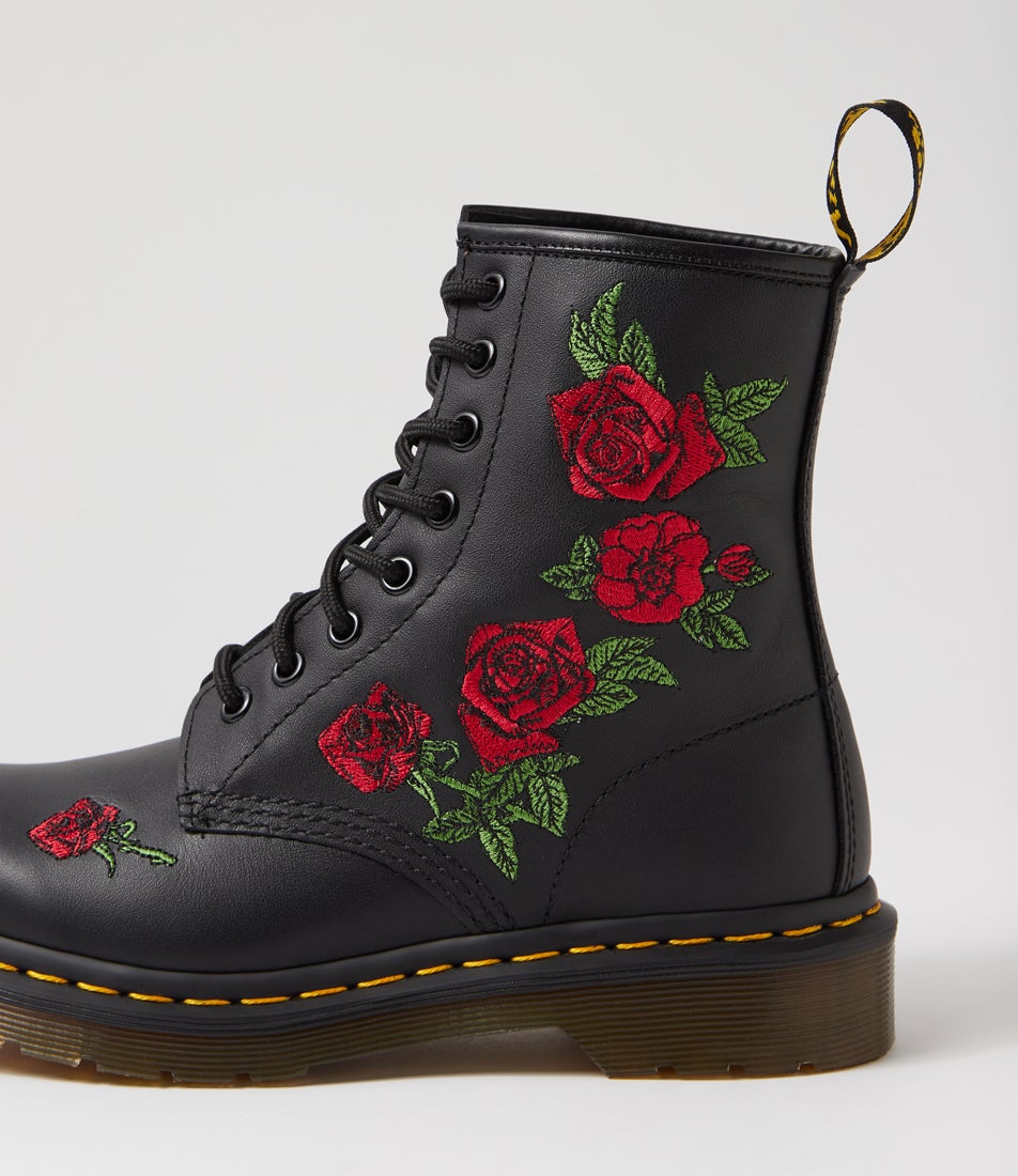 1460 Vonda Black Leather Ankle Boots