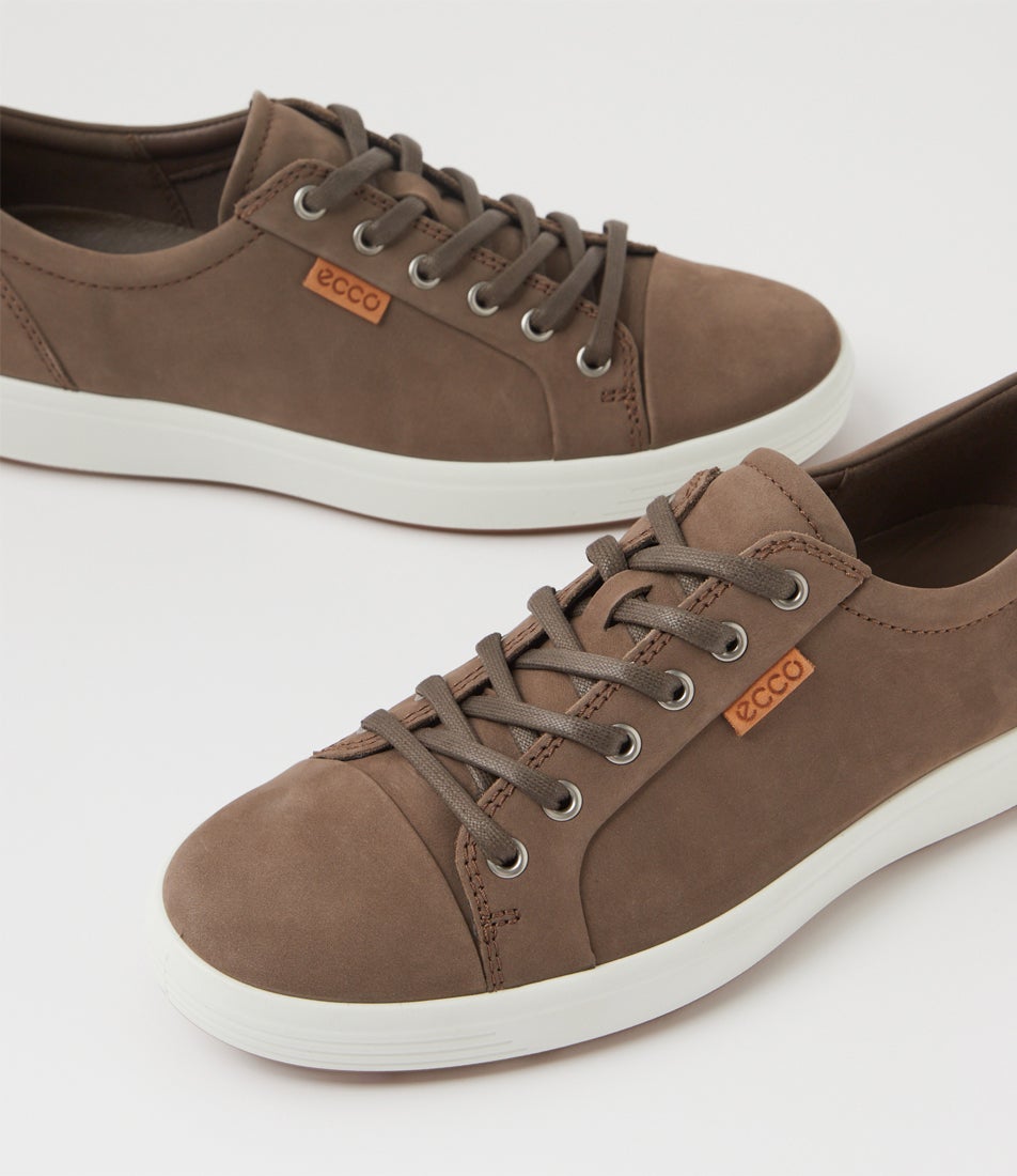Soft 7 M Dark Clay Lion Nubuck Sneakers