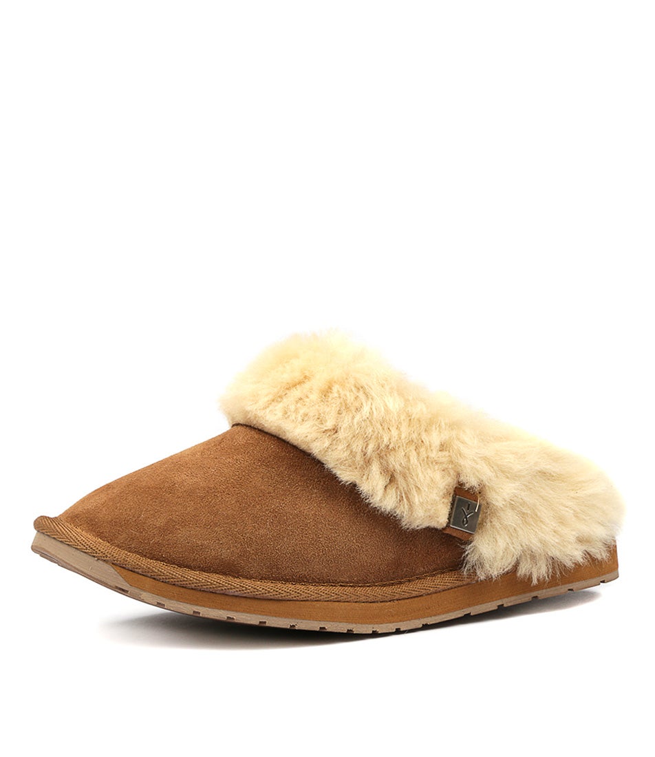 Platinum Eden-Chestnut-Sheepskin