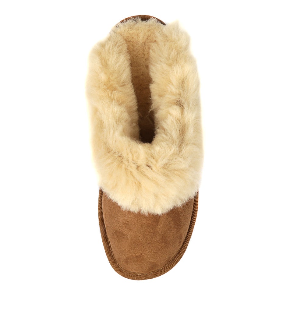 Platinum Eden-Chestnut-Sheepskin