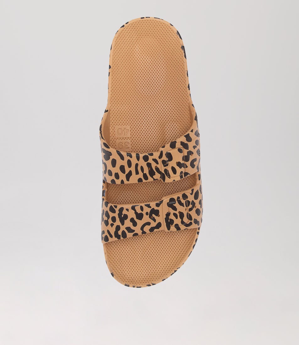 Slides W Leo Camel Sandals