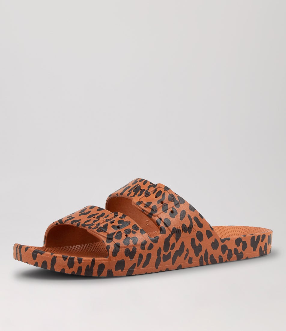 Slides W Leo Toffee Sandals