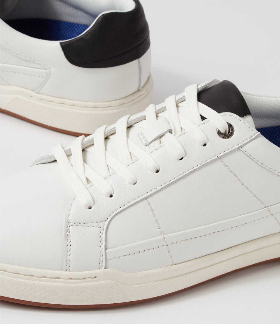 Sabre White Sneakers