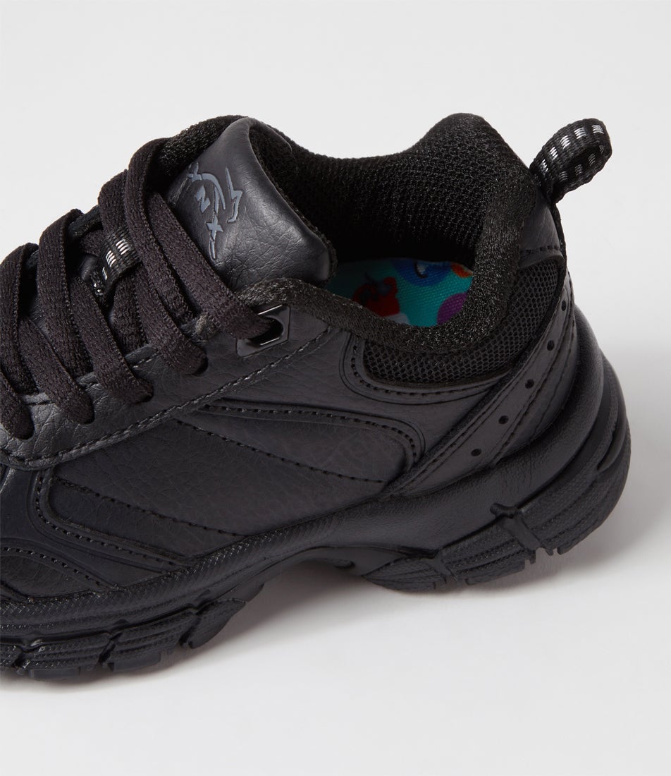 Erupt Junior Slim Lace Black Leather Sneakers