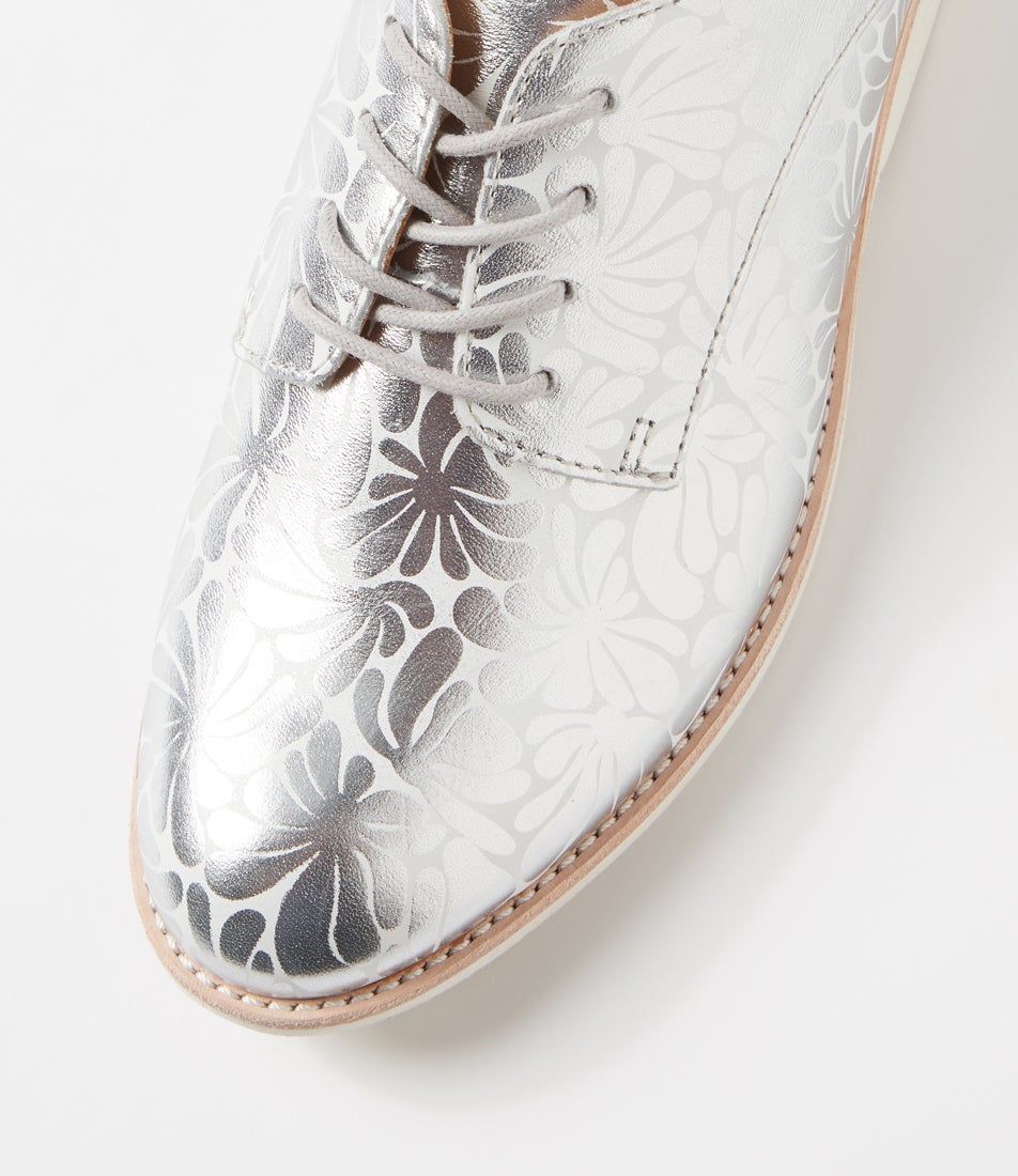 Derby Print X Silver Flower Leather Lace Up Flats