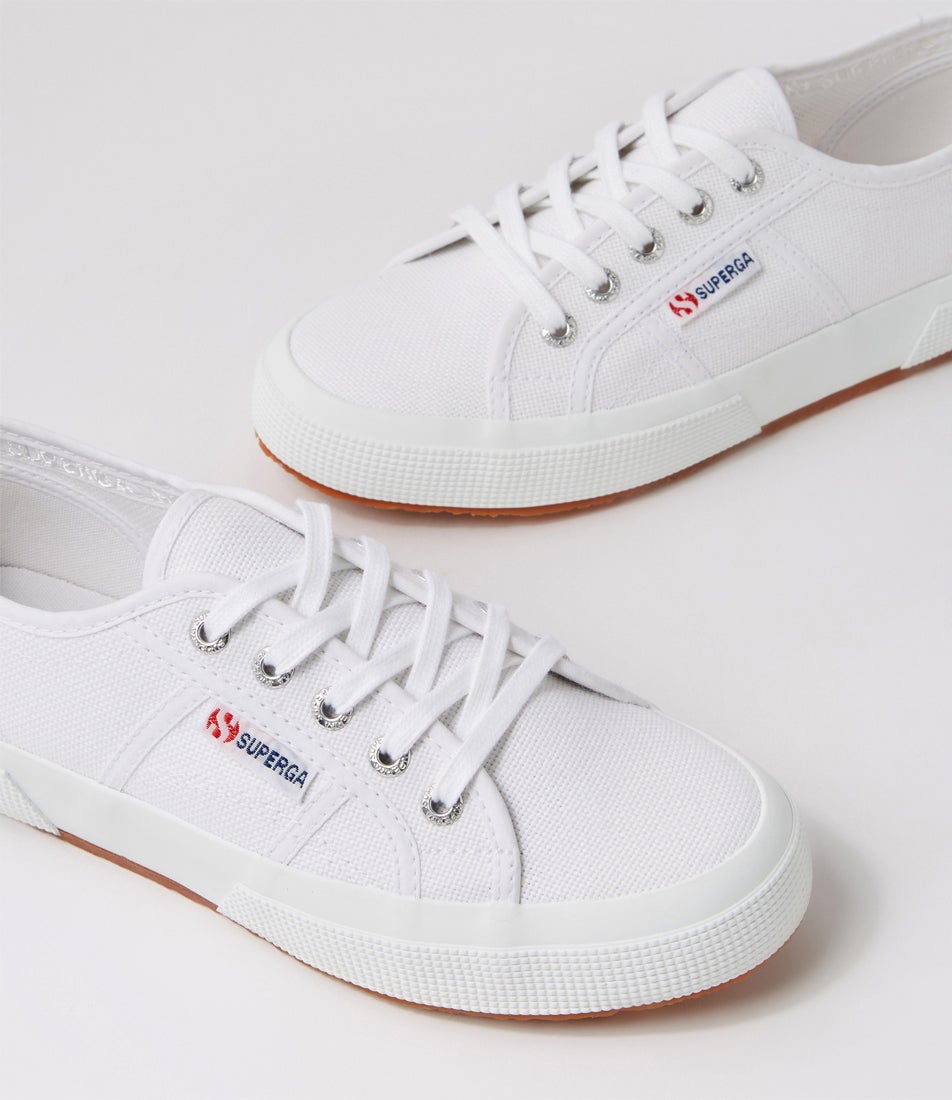 2750 Cotu Classic White Canvas Sneakers
