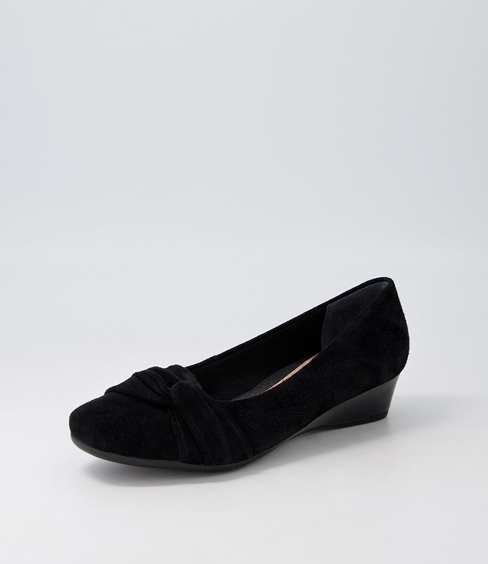 Remento Black Suede Wedges