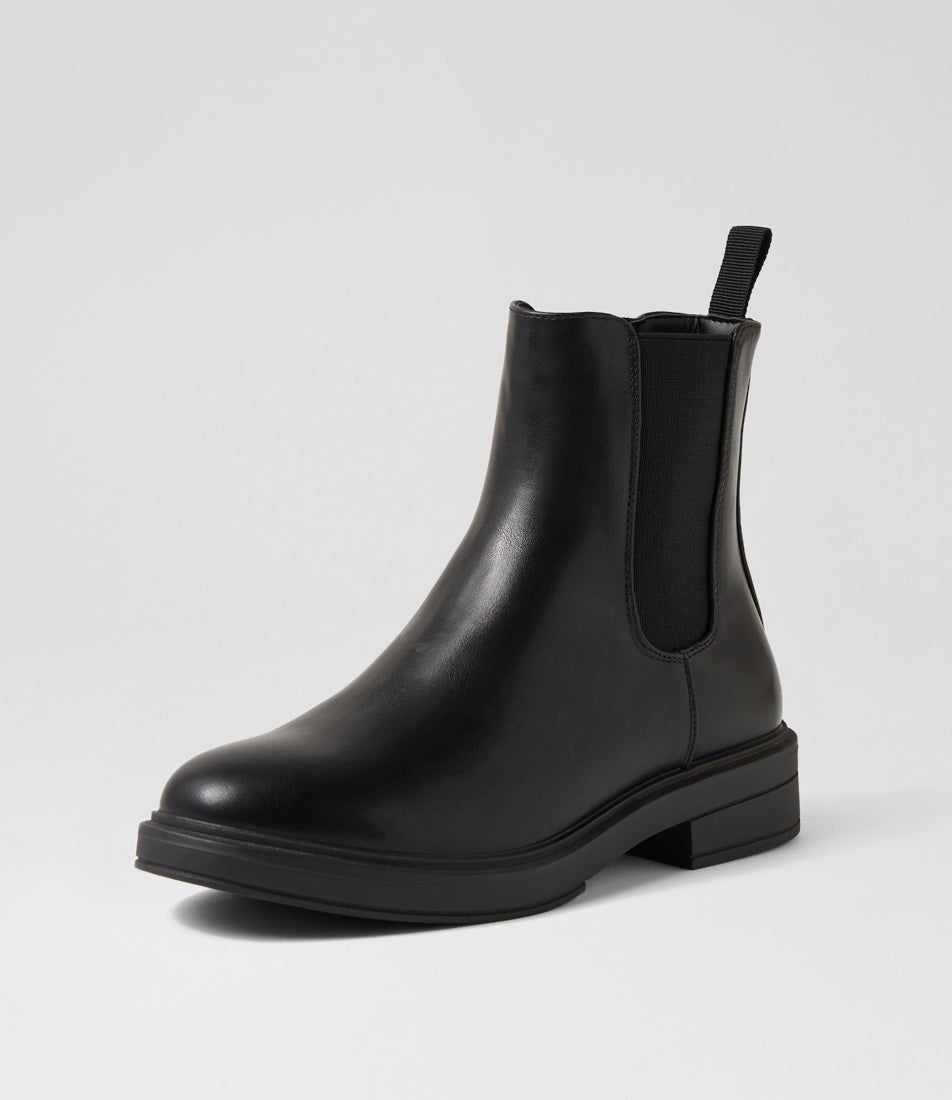 Bayse Black Chelsea Boots