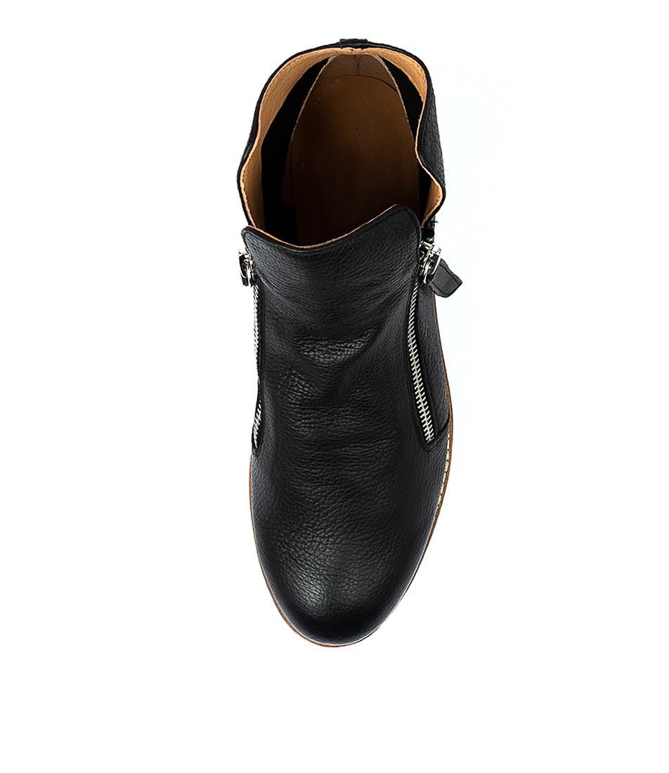 Ohmy Black Black Leather Ankle Boots