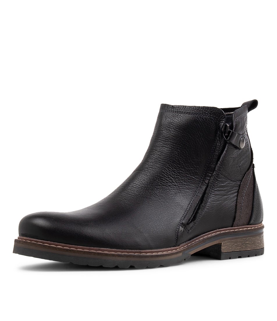 Hunter Nero Black Leather Ankle Boots