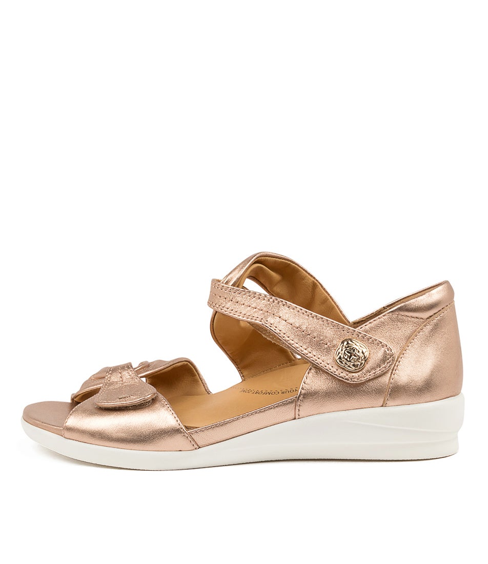 Doxie W Rose Gold Leather