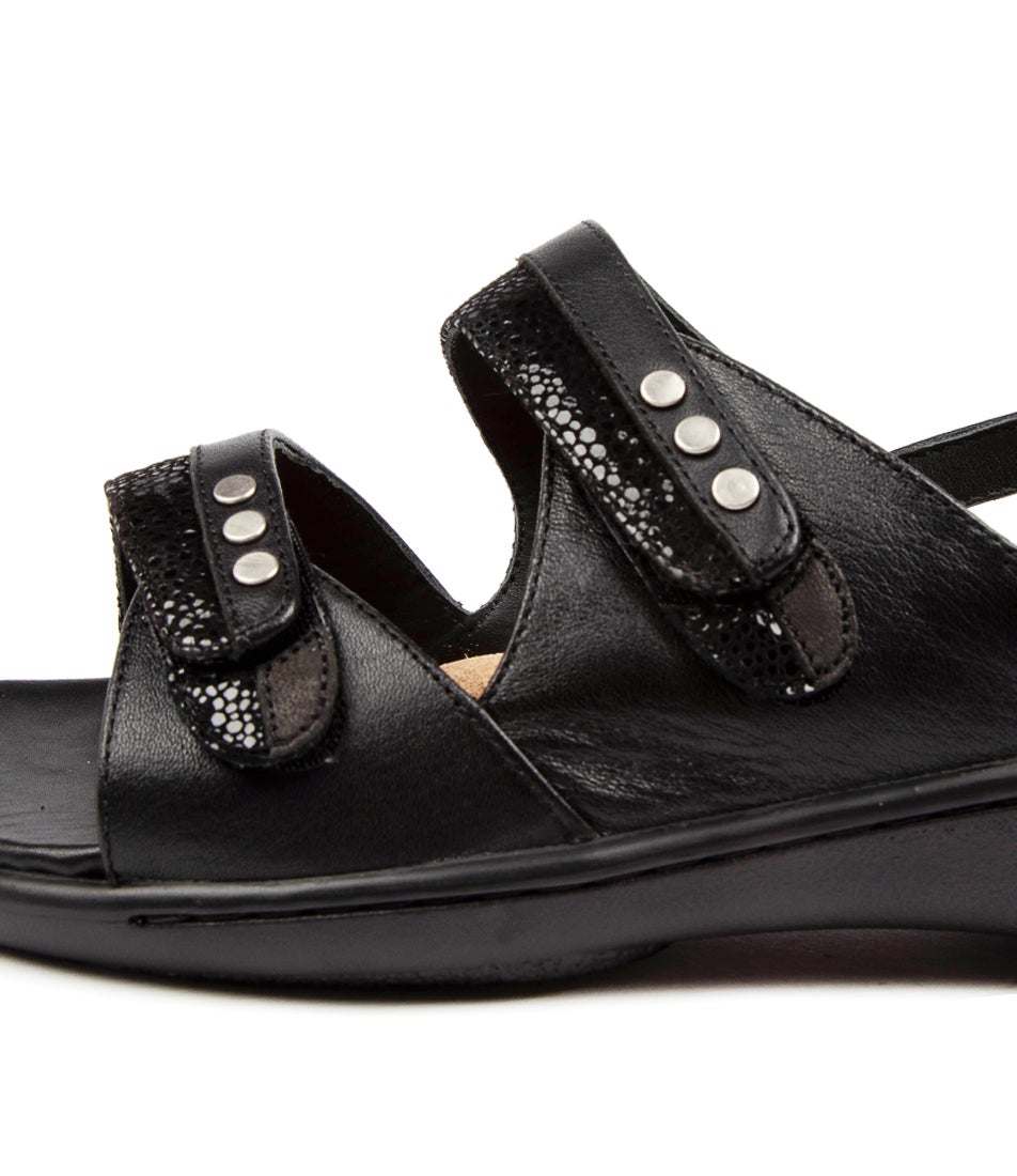 Bizzy Extenders-Black-Leather