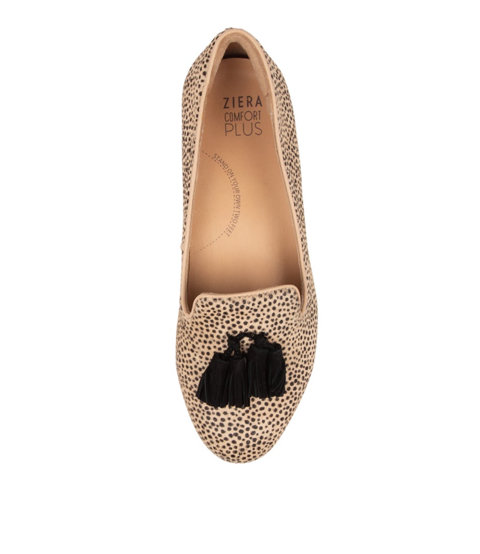 Charter Xf Sand Black Pony Flats