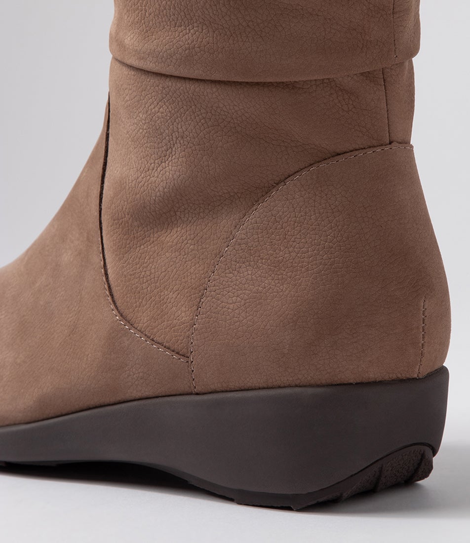 Seattle Xf Taupe Tumble Nubuck Calf Boots