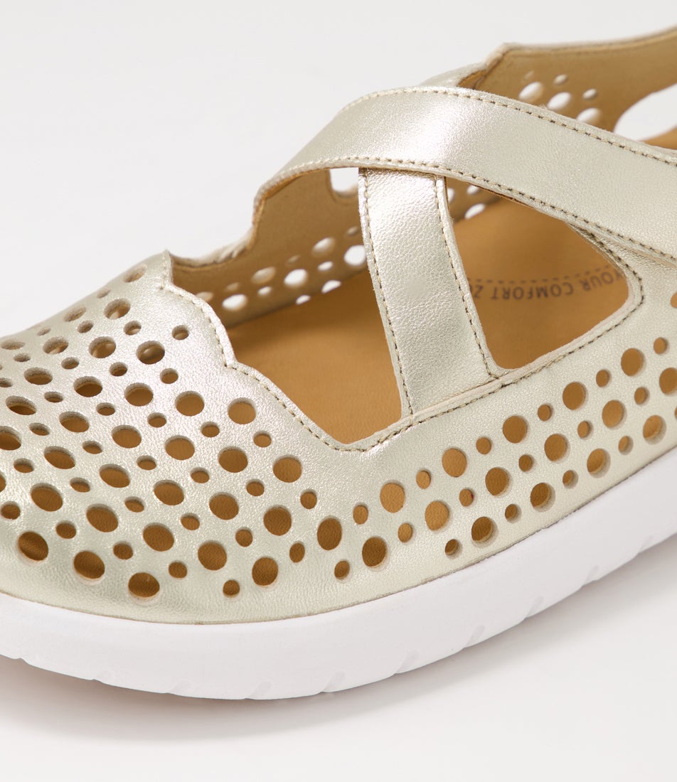 Sachet Xf Pale Gold Leather Flat Shoes