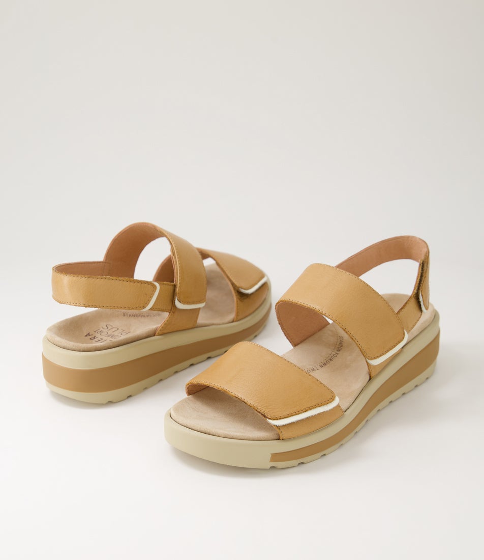 Garlin W Dark Tan Almond Leather Sandals