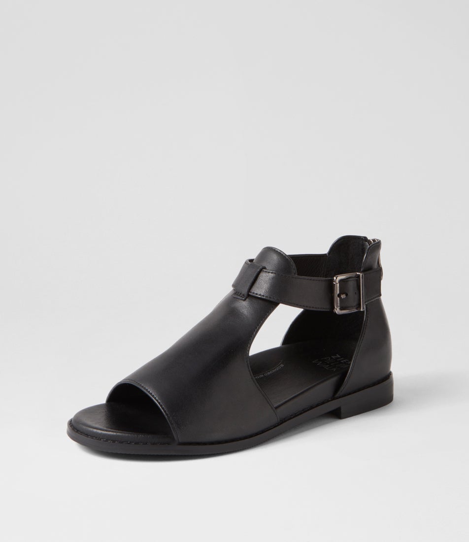 Jeskie W Black Leather Sandals